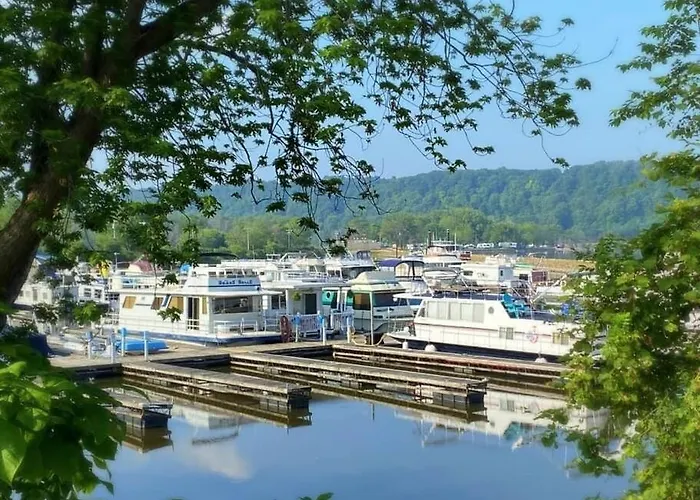 Driftwood Cozy Houseboat On The Water For 2 *